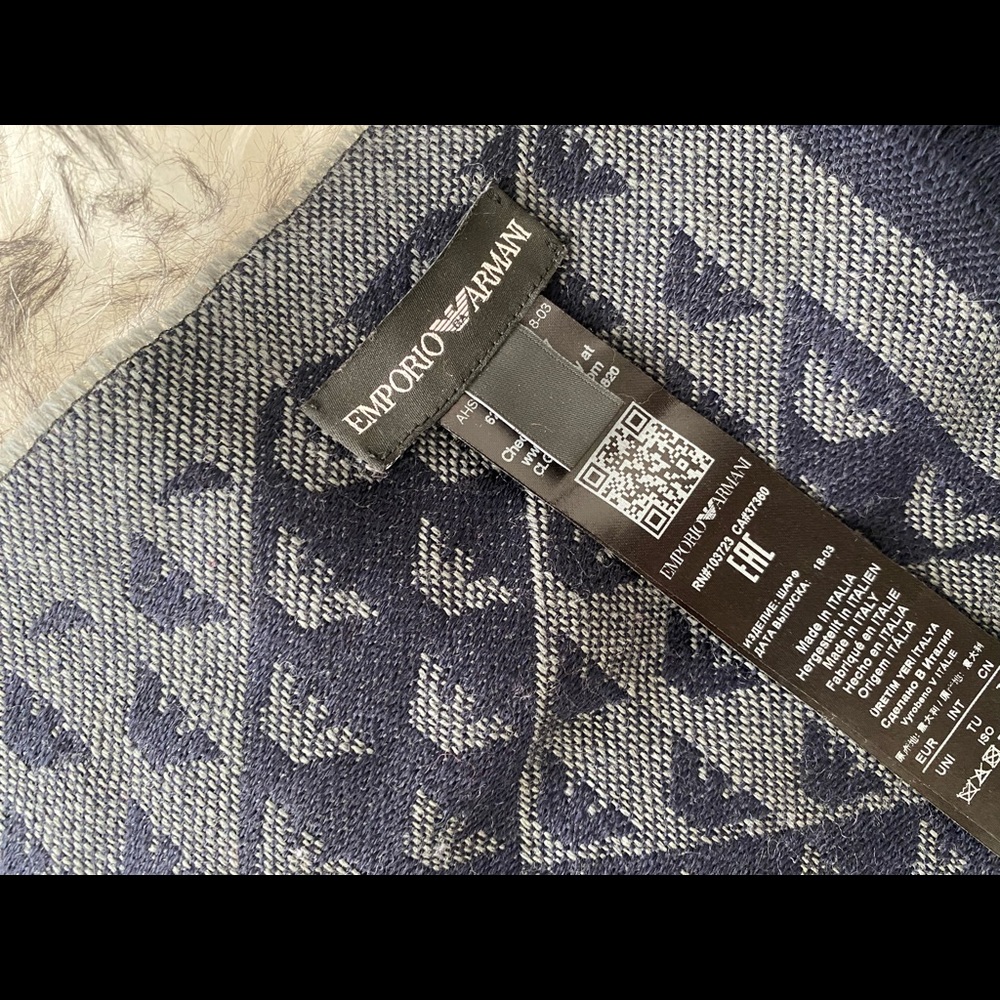 Emporio Armani Mens scarves